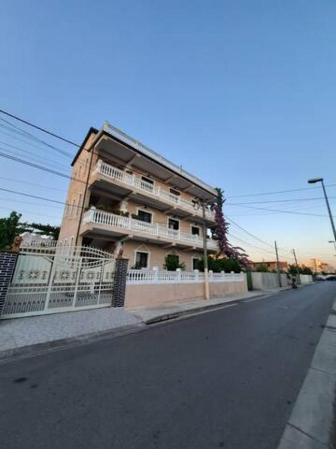 Vila Lika Durrës Exteriér fotografie